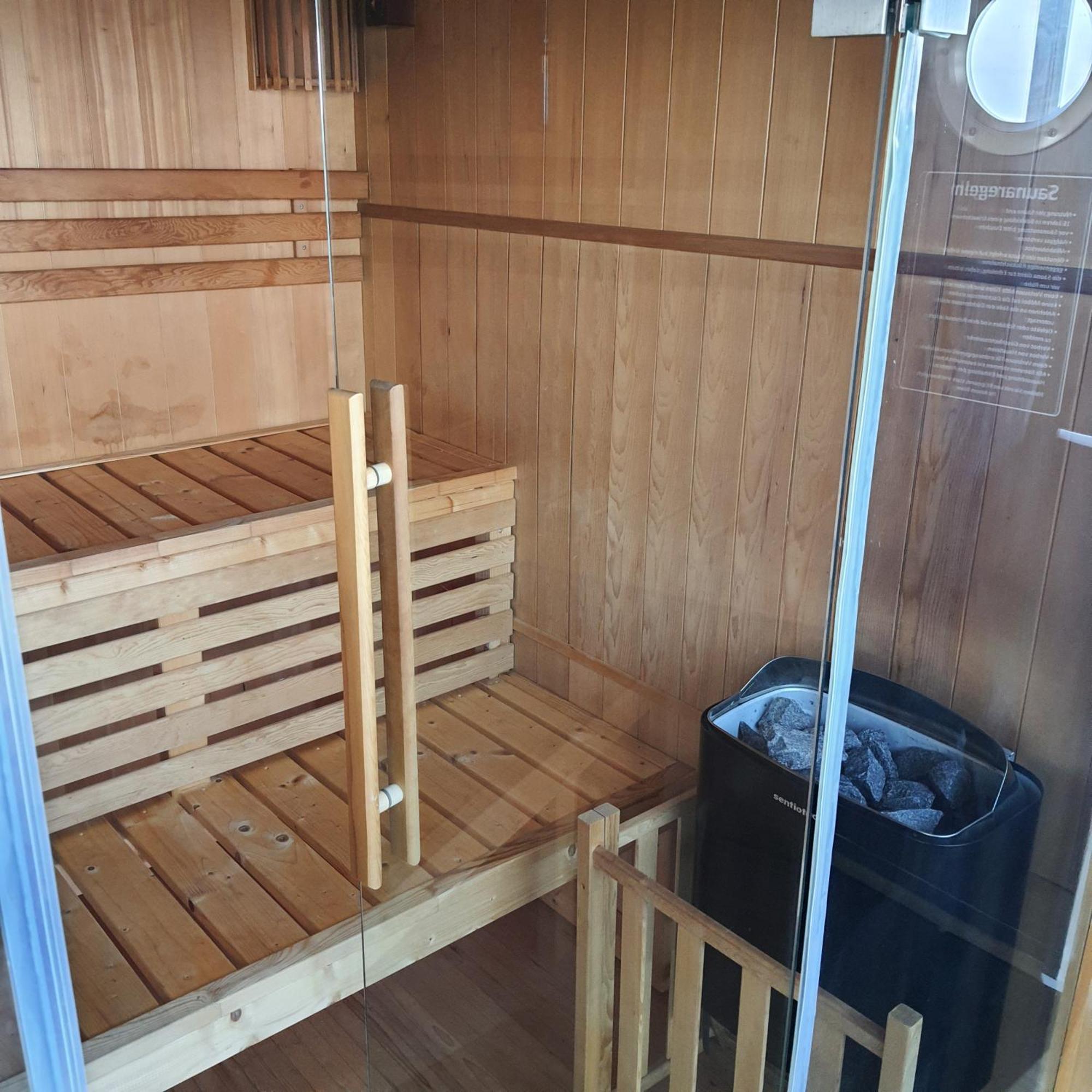 Schwimmendes Ferienhaus Sky Elsterheide Esterno foto